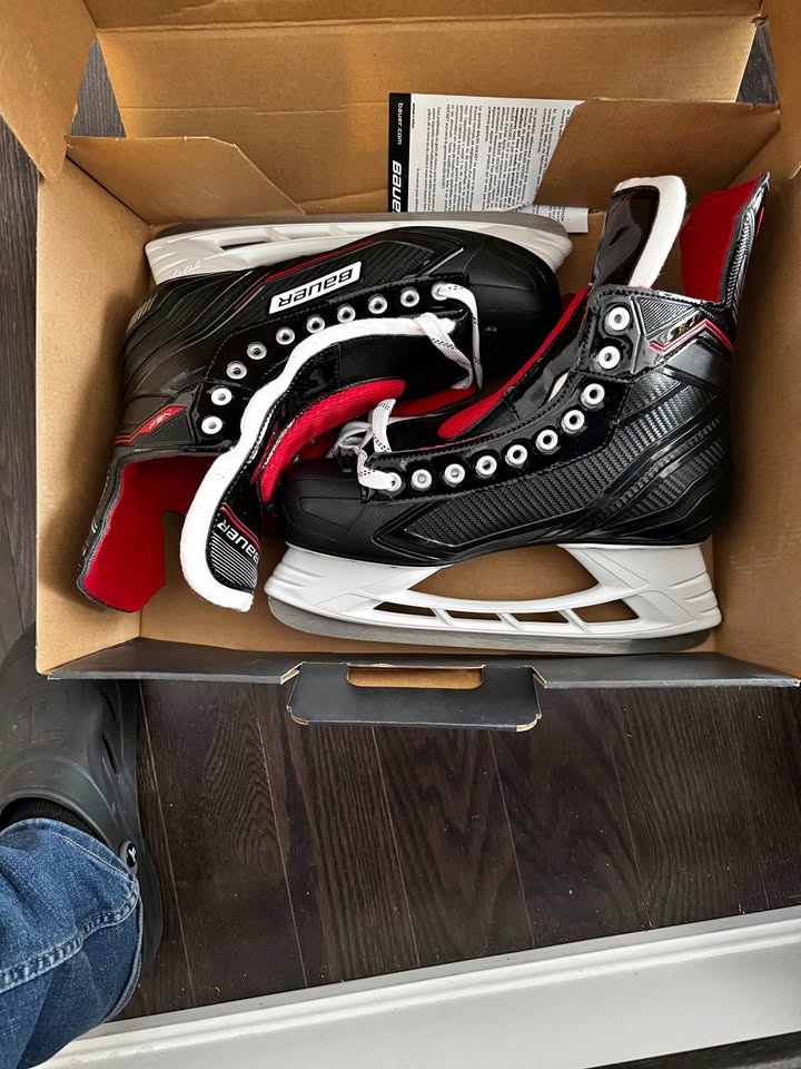 Bauer Hockey Scates size 10 regular