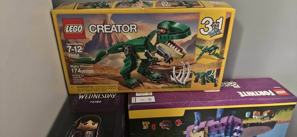 Lego Creator Set Mighty Dinosaur 31058