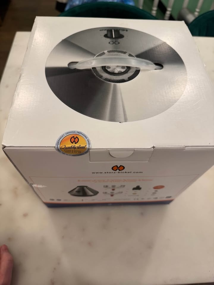 Volcano Classic Vaporizer — new in box - photo 2