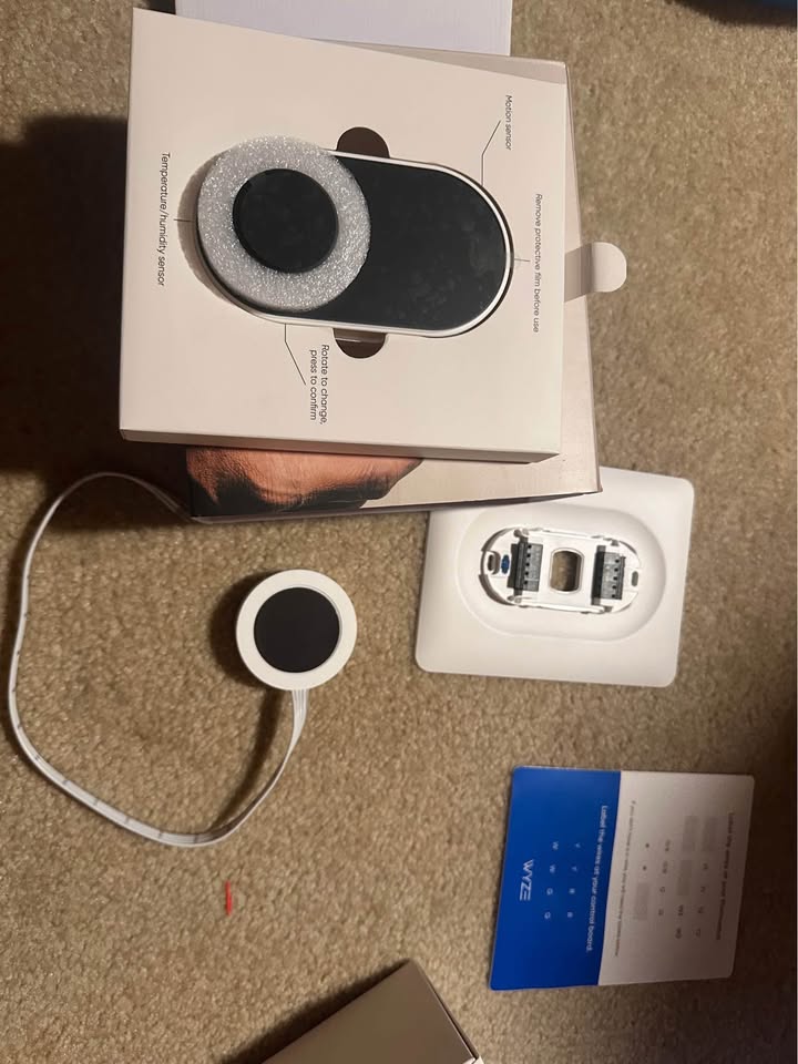 Wyze smart thermostat - photo 3