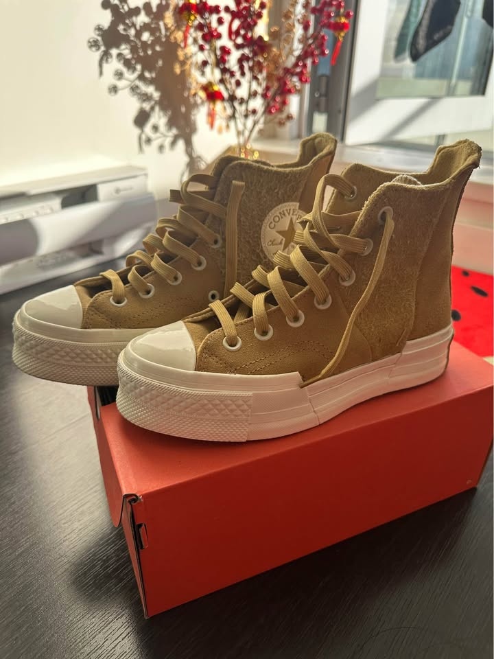 Converse Chuck 70 Plus Warm Winter Sneakers - photo 4