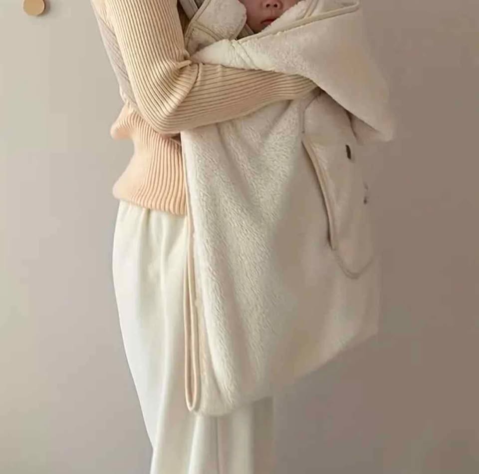 Bear Embroidery Throw Blanket – Warm, Windproof & Cozy Winter Co - photo 3