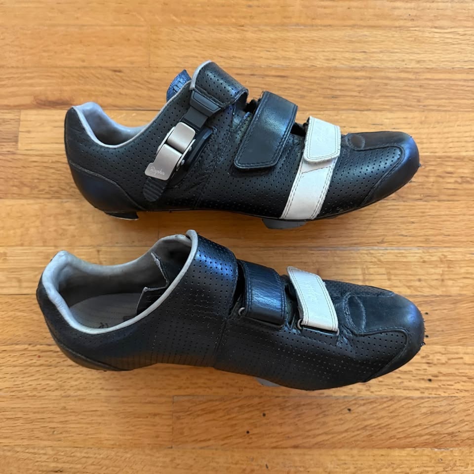 RAPHA Grand Tour Road Cycling Shoes – Size 44 (EU) – Black - photo 3