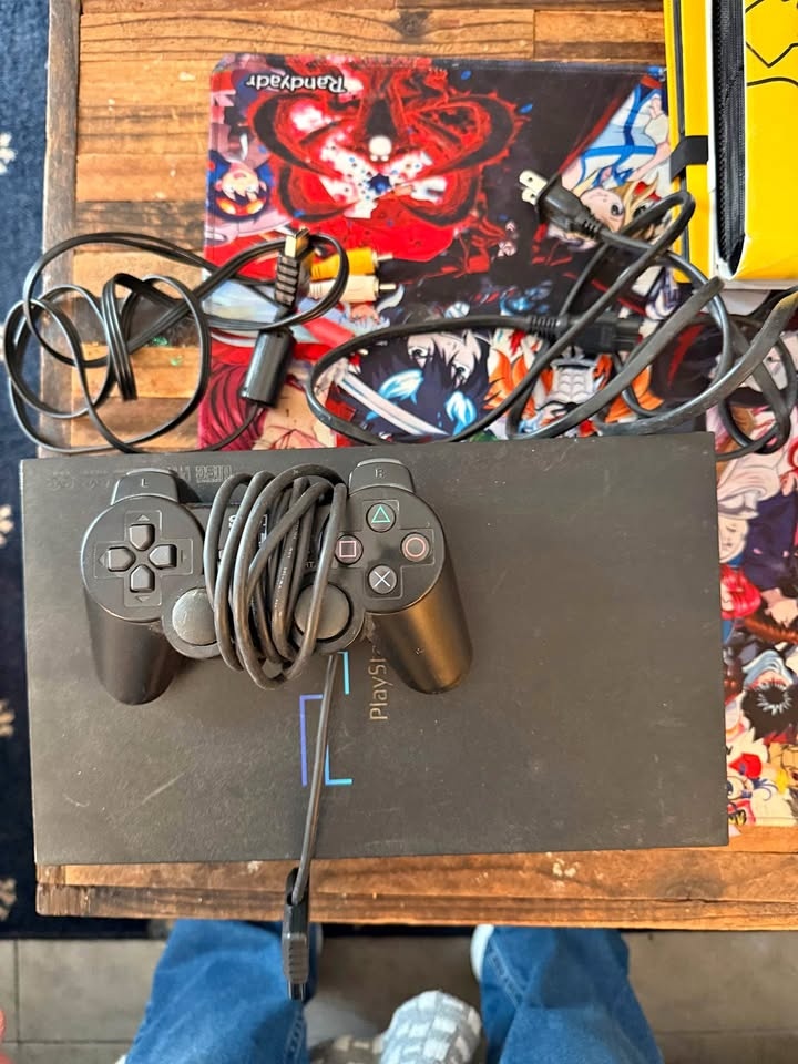 Fat PS2 with wires and controller