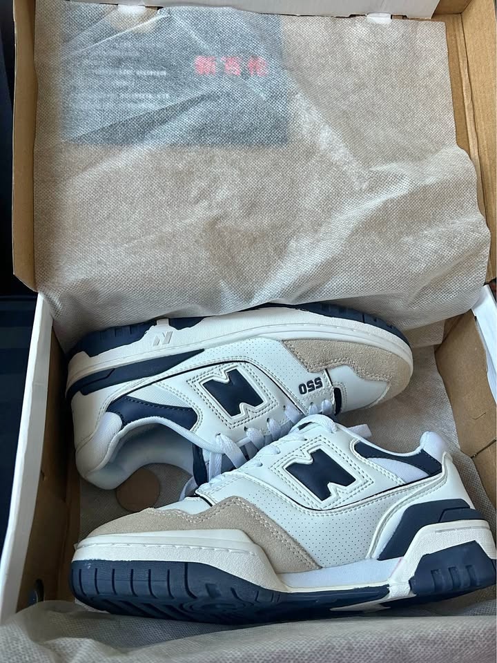 White & Navy 550-Style Sneakers – Size EU 37 Best Offer