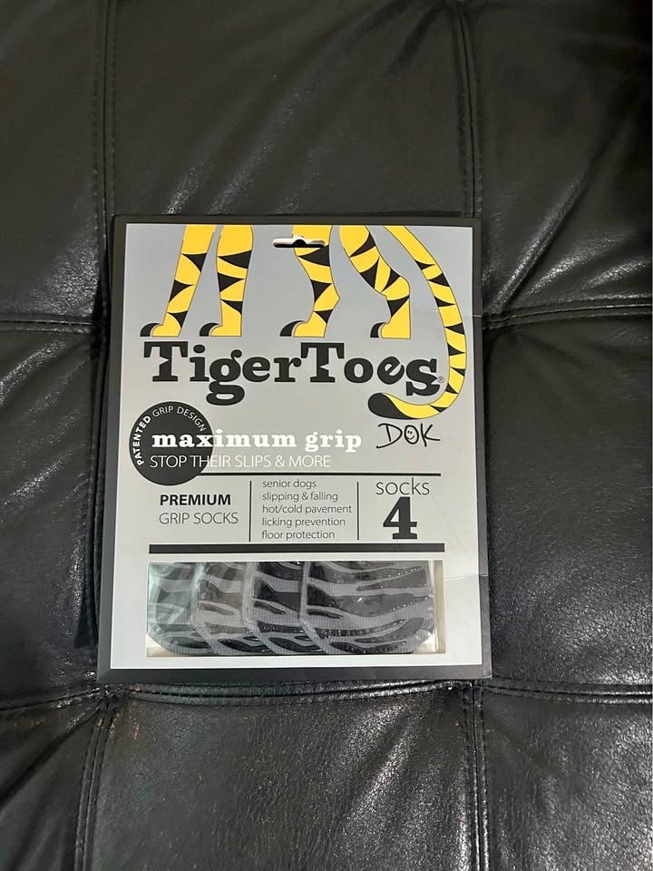 🐾 TigerToes Premium Dog Grip Socks (Set of 4 - Size L) OBO