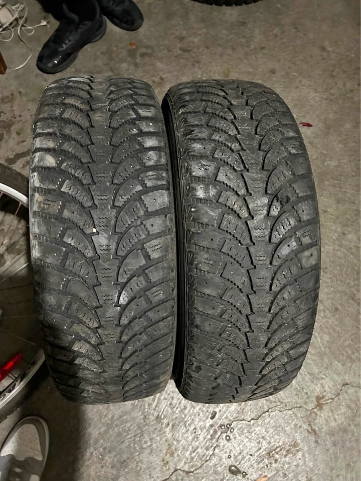 2 Winter Tires – 195/65R15 – Best Offer