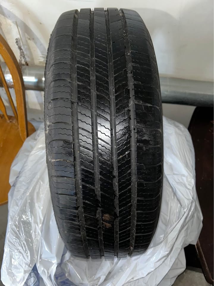 1 Michelin All Season Tires 195/65/15 - photo 2