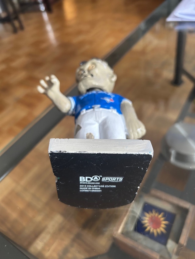 Toronto Blue Jays ZombieCeramic Bobblehead Sga - photo 3