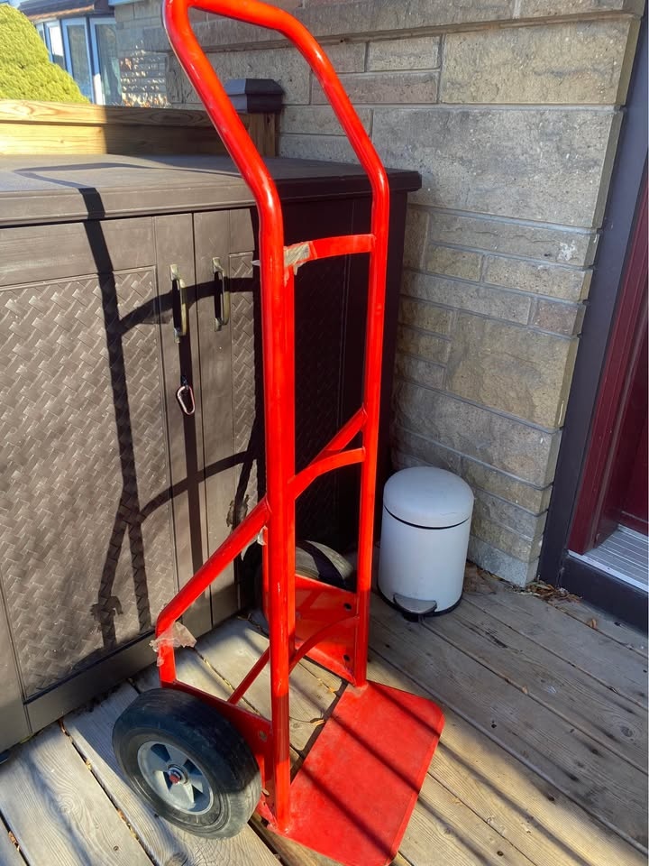 Uline Continuous Handle Steel Hand Truck - Solid Wheels - photo 2