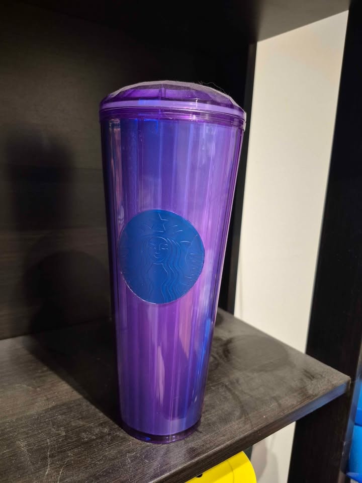 Starbucks cups No Straws - photo 4
