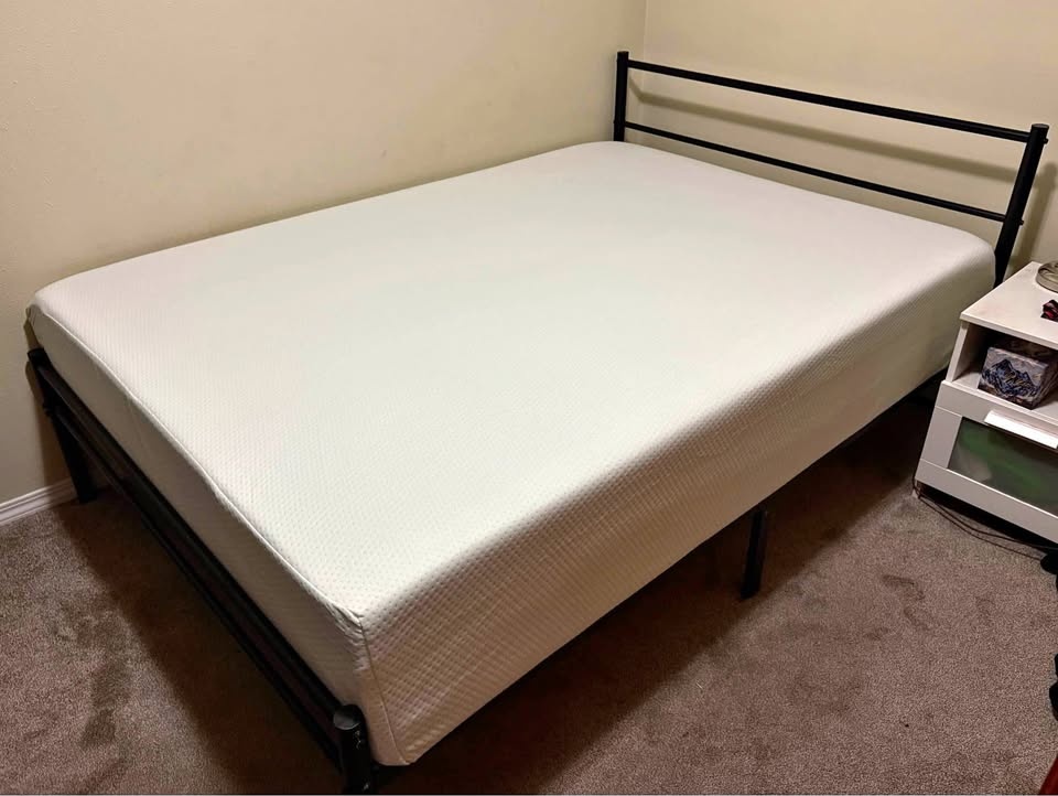 Memory Foam Full Size Mattress