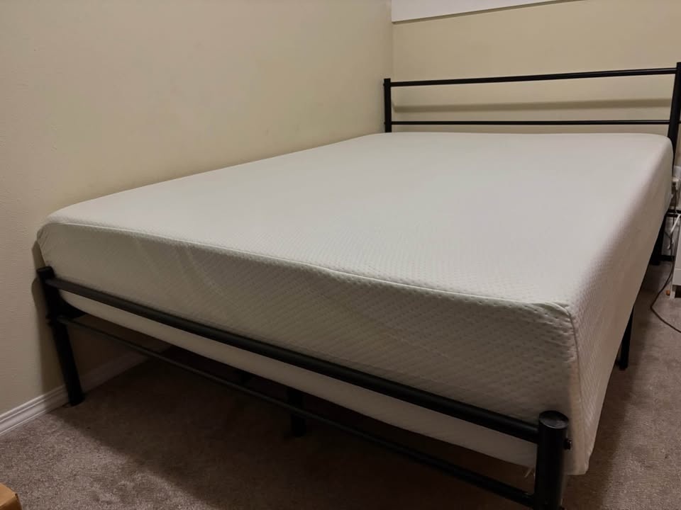 Memory Foam Full Size Mattress - photo 2