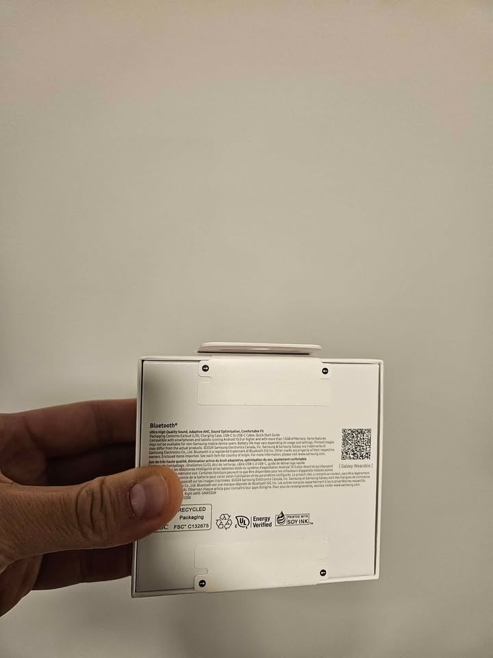 Galaxy Buds 3 UNOPENED - photo 2