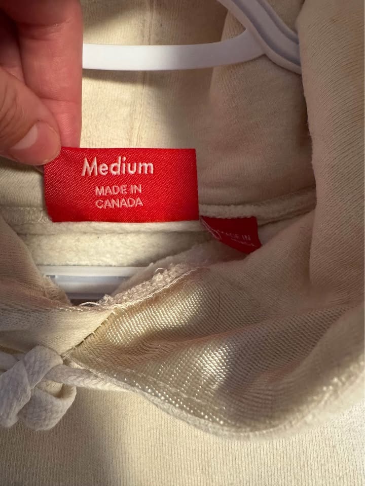 Supreme Hoodie Size Medium Unisex - photo 5