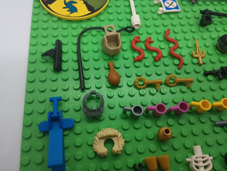 Lot of Lego Minifig Parts and Accessories - photo 4