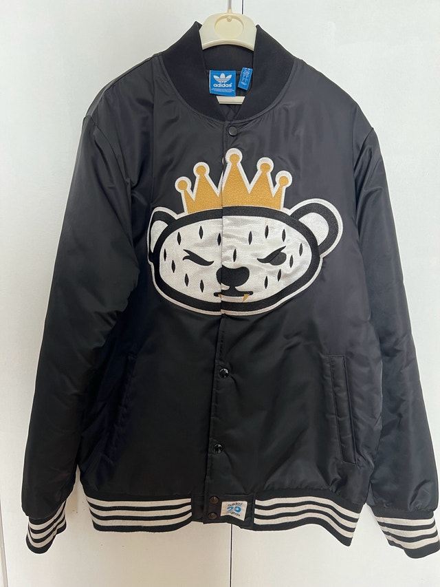 adidas Original- Nigo Bomber bear L