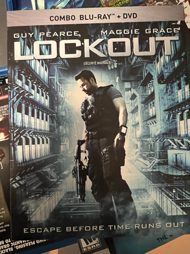 Lock-Out movie (blu-ray & dvd) 2012