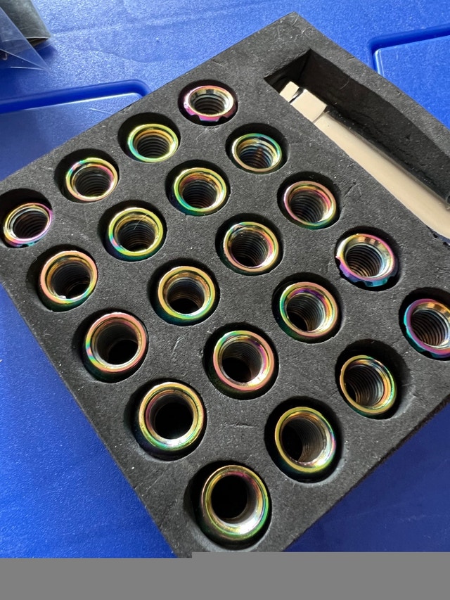 Spline Open Lug Nuts 12x1.5” Neo Chrome colours - photo 2