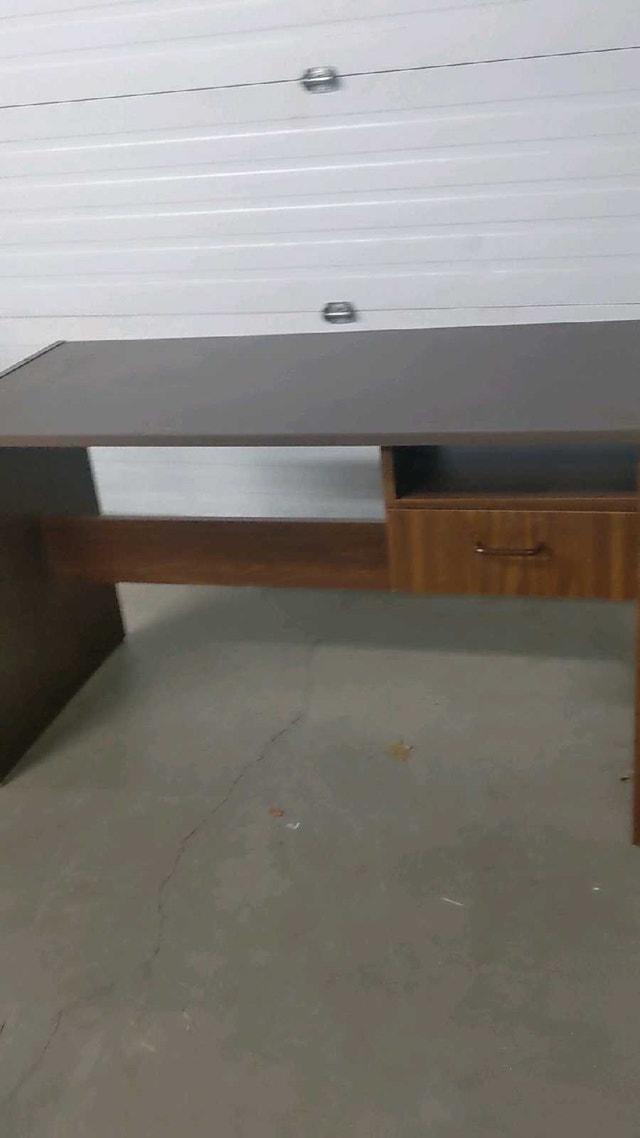 Solid desk