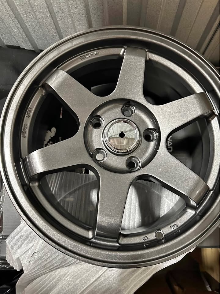 Alloy Rims TE37 Style 16 inch alloy rims 16X7 5X114.3