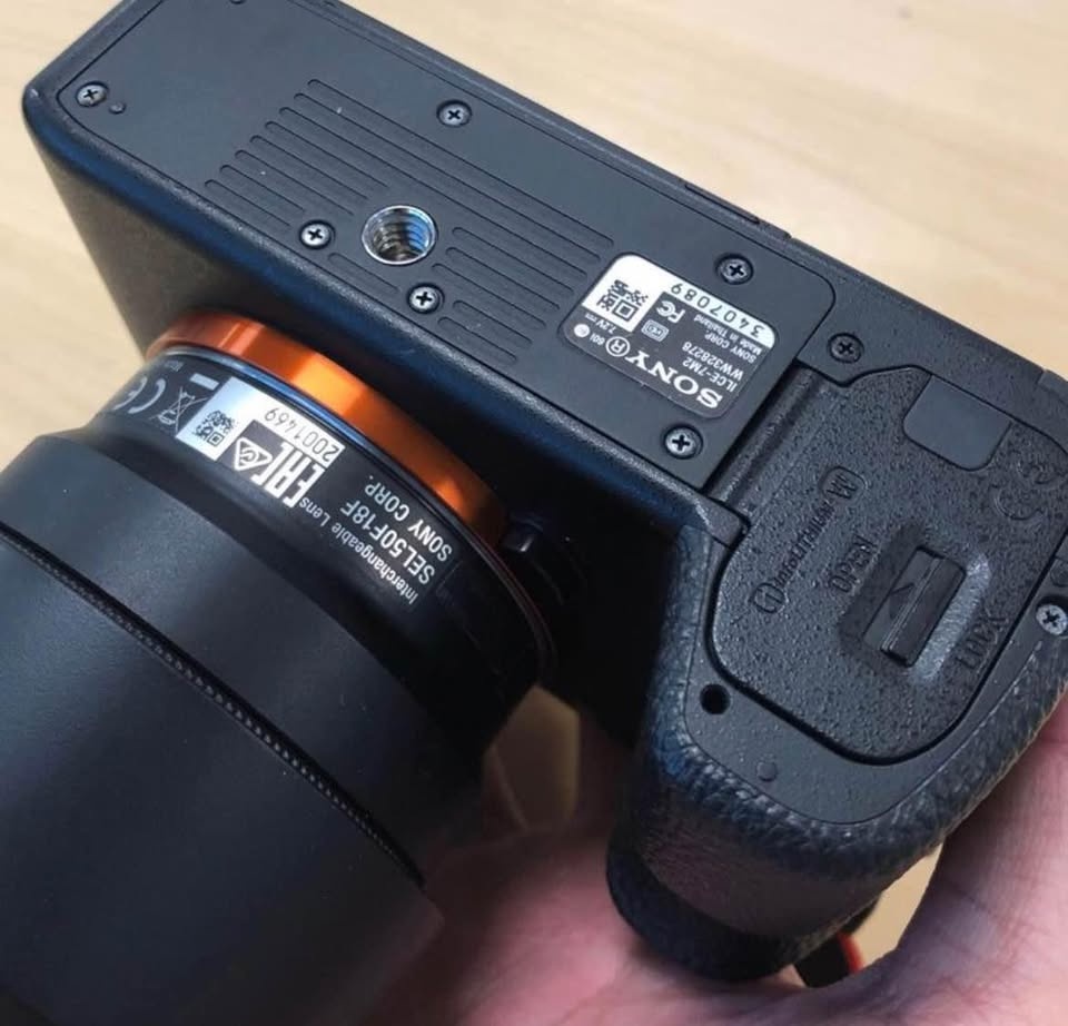 Sony Alpha a7ii With kit Lens - photo 2
