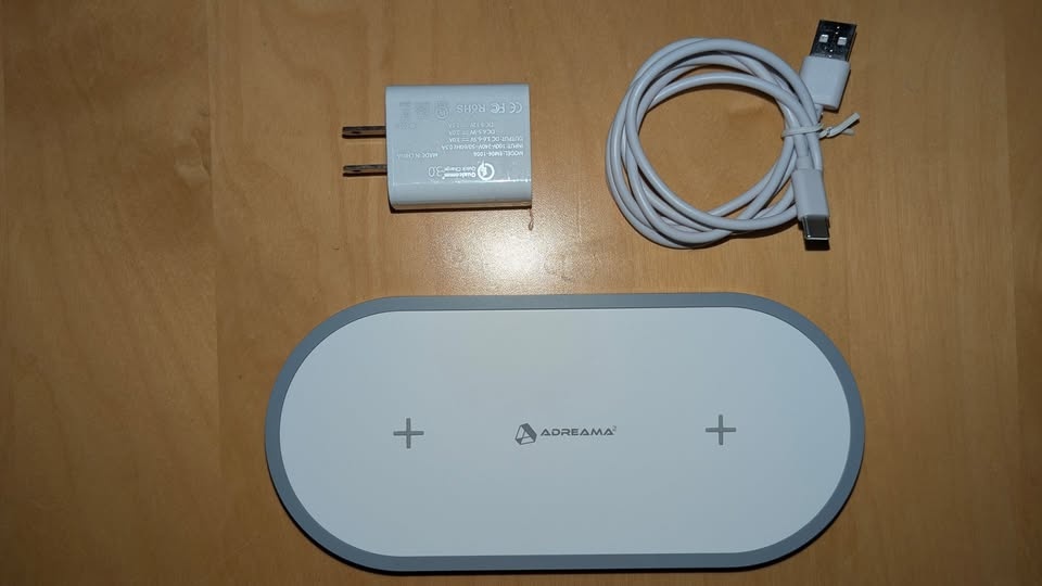 Dual Device Wireless Charger - photo 2