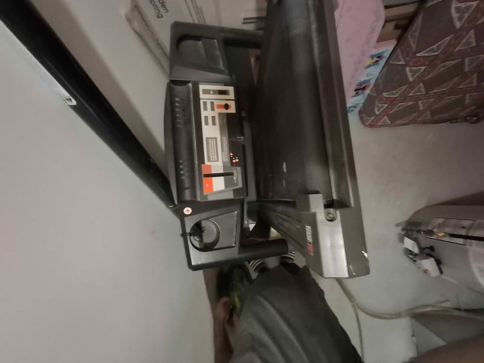 Treadmill working no incline - photo 3