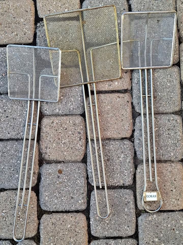 Fryer scooper