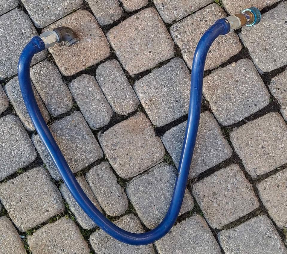 Commercial gas hose with quick disconnect - photo 3