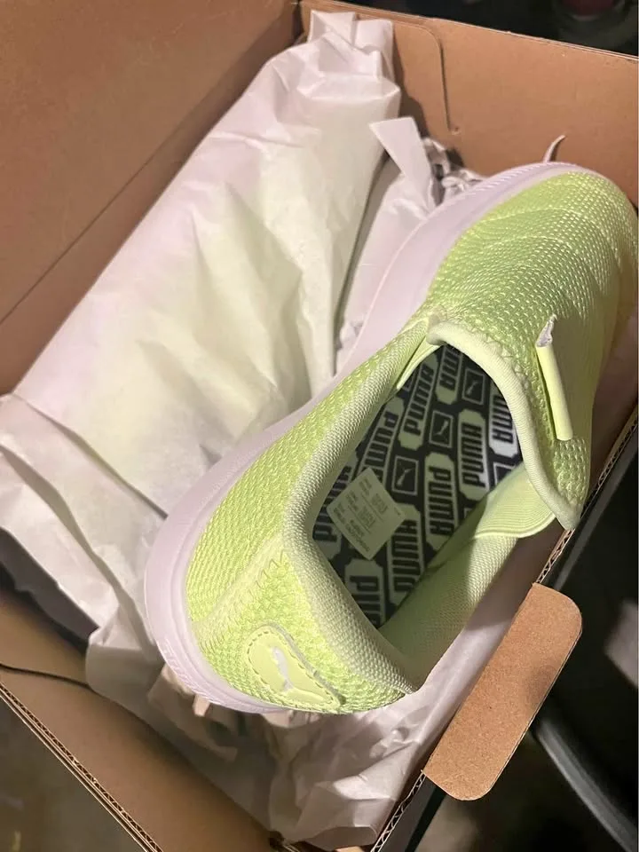 Puma women’s shoe brand new size 8 thumbnail