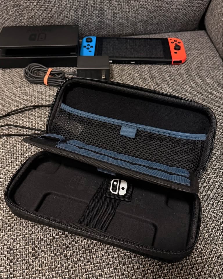 Nintendo Switch + Pikachu Case + Zelda Breath of the Wild - photo 5