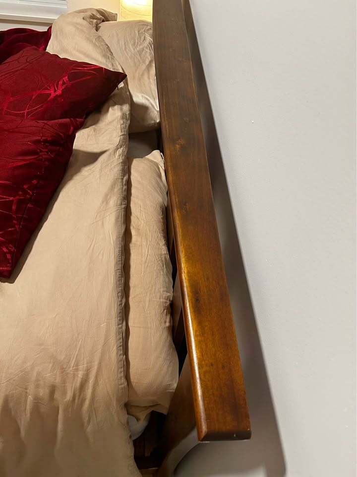 Beautiful Solid Wood Queen Bed Frame – Rich Brown Finish - photo 2