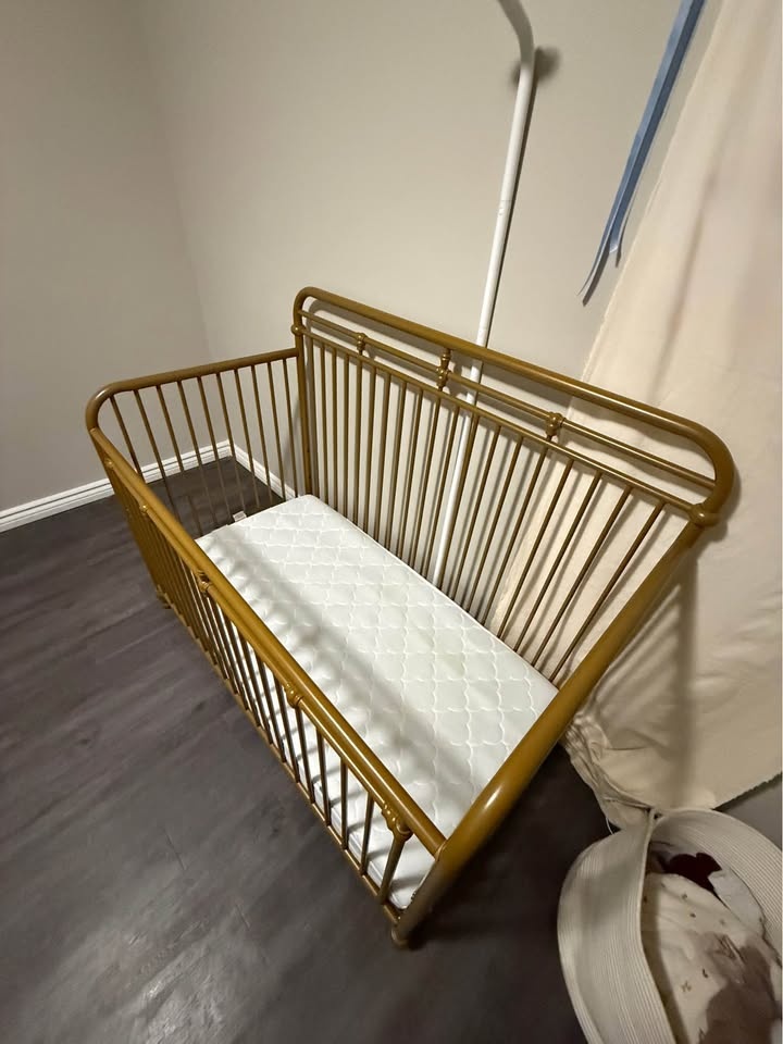 3-in-1 Convertible Crib – Gold Finish - photo 2