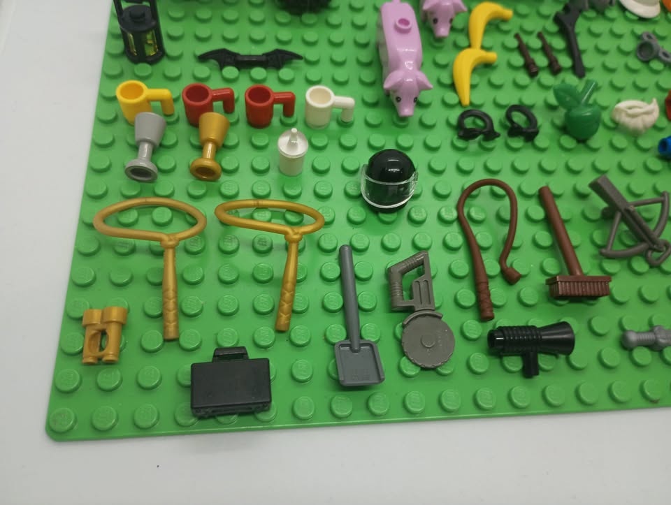Lot of Lego Minifig Accessories Rafts Bikes Skateboards Tools - photo 2