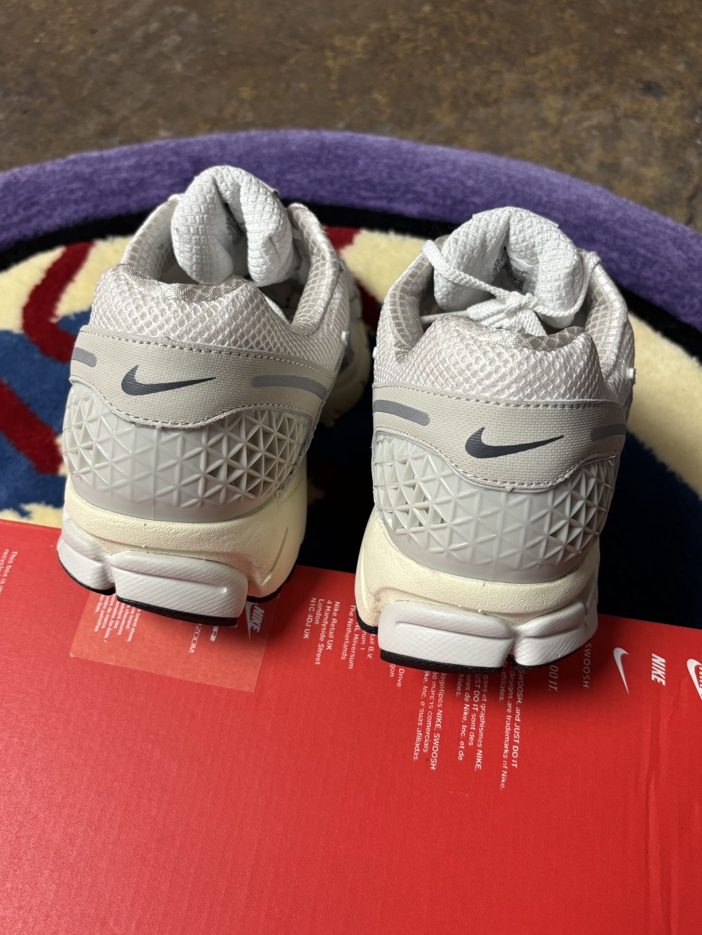 Nike Zoom Vomero 5 Platinum Tint - photo 4