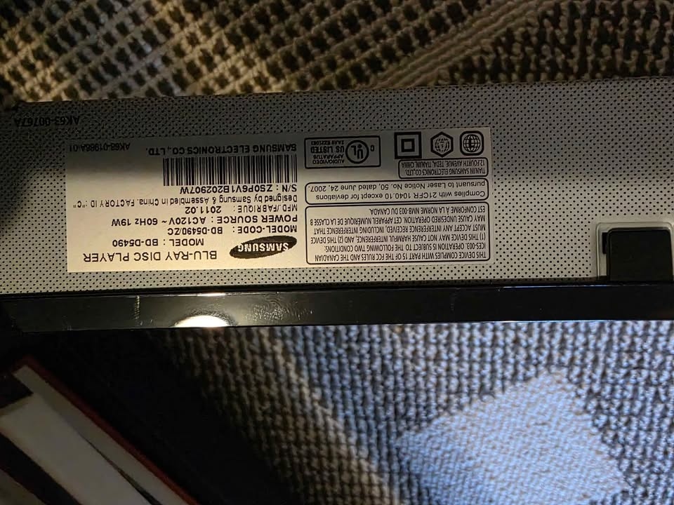 Samsung BlueRay Player with BlueRay Movies - photo 3