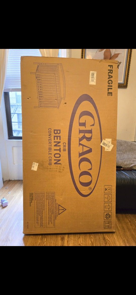 Graco Benton 4 In 1 Covertible Crib And Mattress