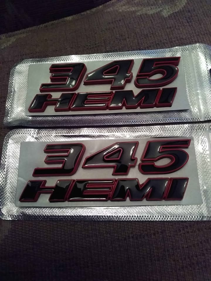 345 HEMI Dodge Charger Challenger Side Panel Emblems - photo 4