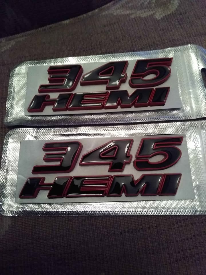 345 HEMI Dodge Charger Challenger Side Panel Emblems - photo 5