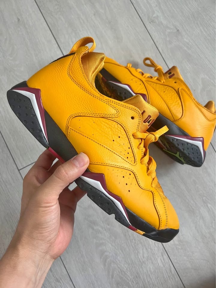 Jordan 7 Taxi Size 9.5 Great condition