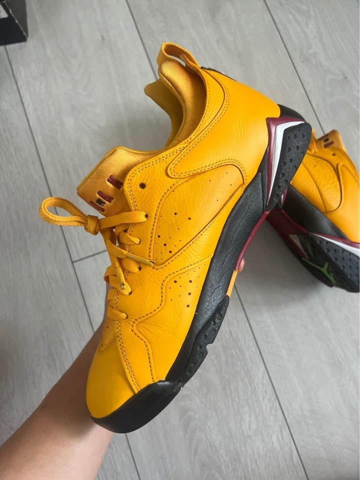 Jordan 7 Taxi Size 9.5 Great condition - photo 3