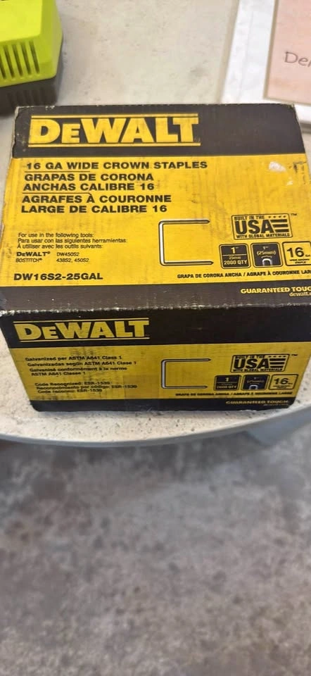 1 in. x 1 in. x 16-Gauge Galvanized Staples (2000 Pack)