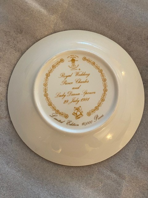 Royal Wedding plate Prince Charles and Lady Diana Spencer - photo 2