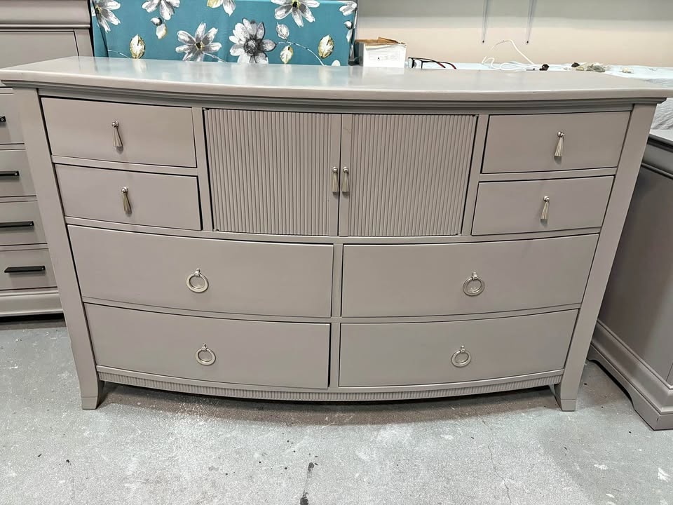Storage dresser