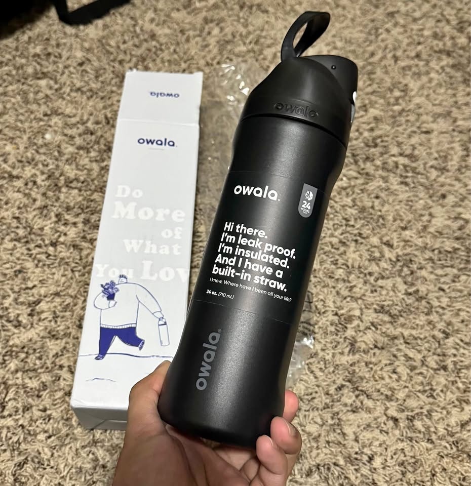 Owala 24oz water bottle *NEW* (Read description)