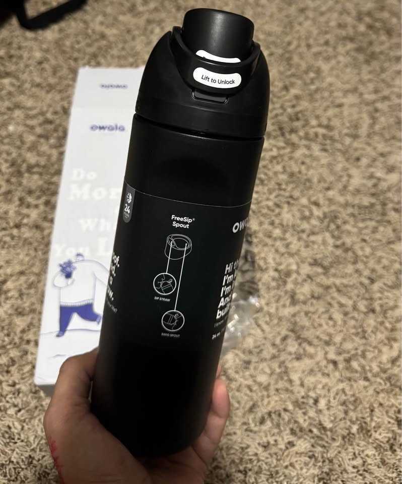 Owala 24oz water bottle *NEW* (Read description) - photo 4