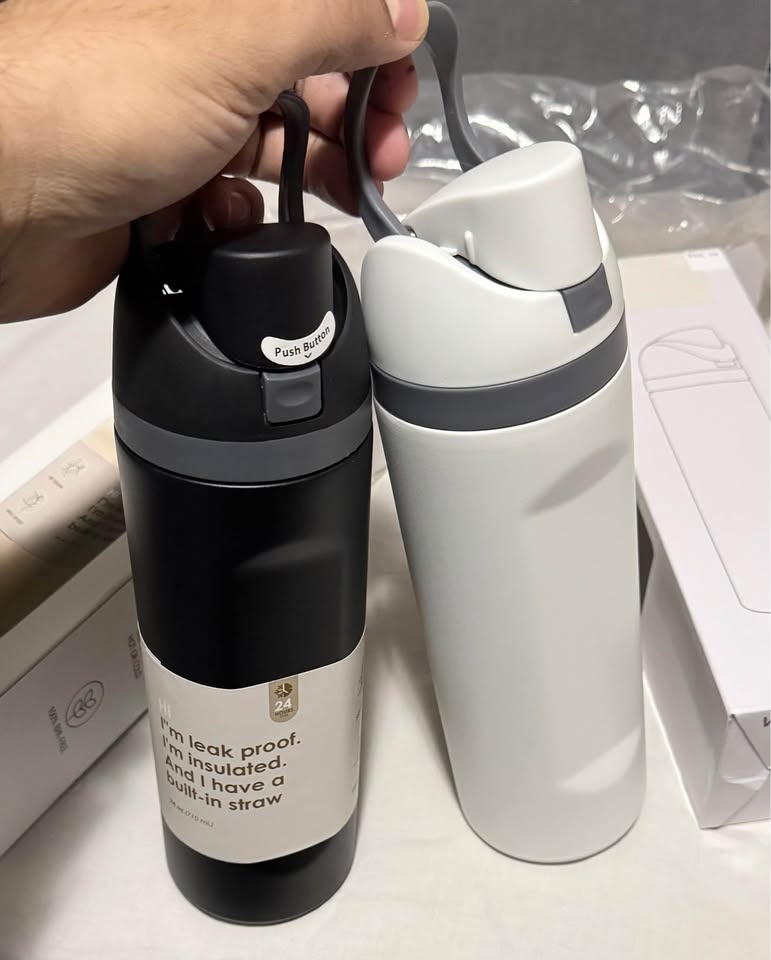 New Water Bottle with Straw *NEW* $20 each - photo 4