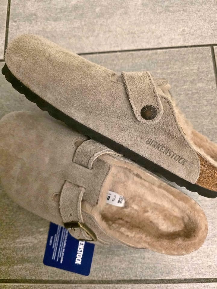 New! BIRKENSTOCK Boston Shearling Clogs Sz.38