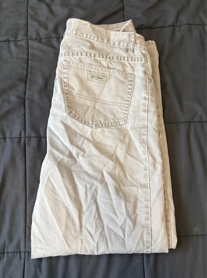 ROOTS Khaki pants - photo 2